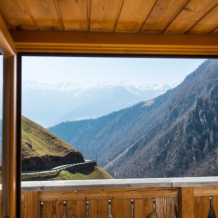 Unterversanthof - Grosse Ferienwohnung Fuer Bis Zu 6 Personen Naturns Exterior foto